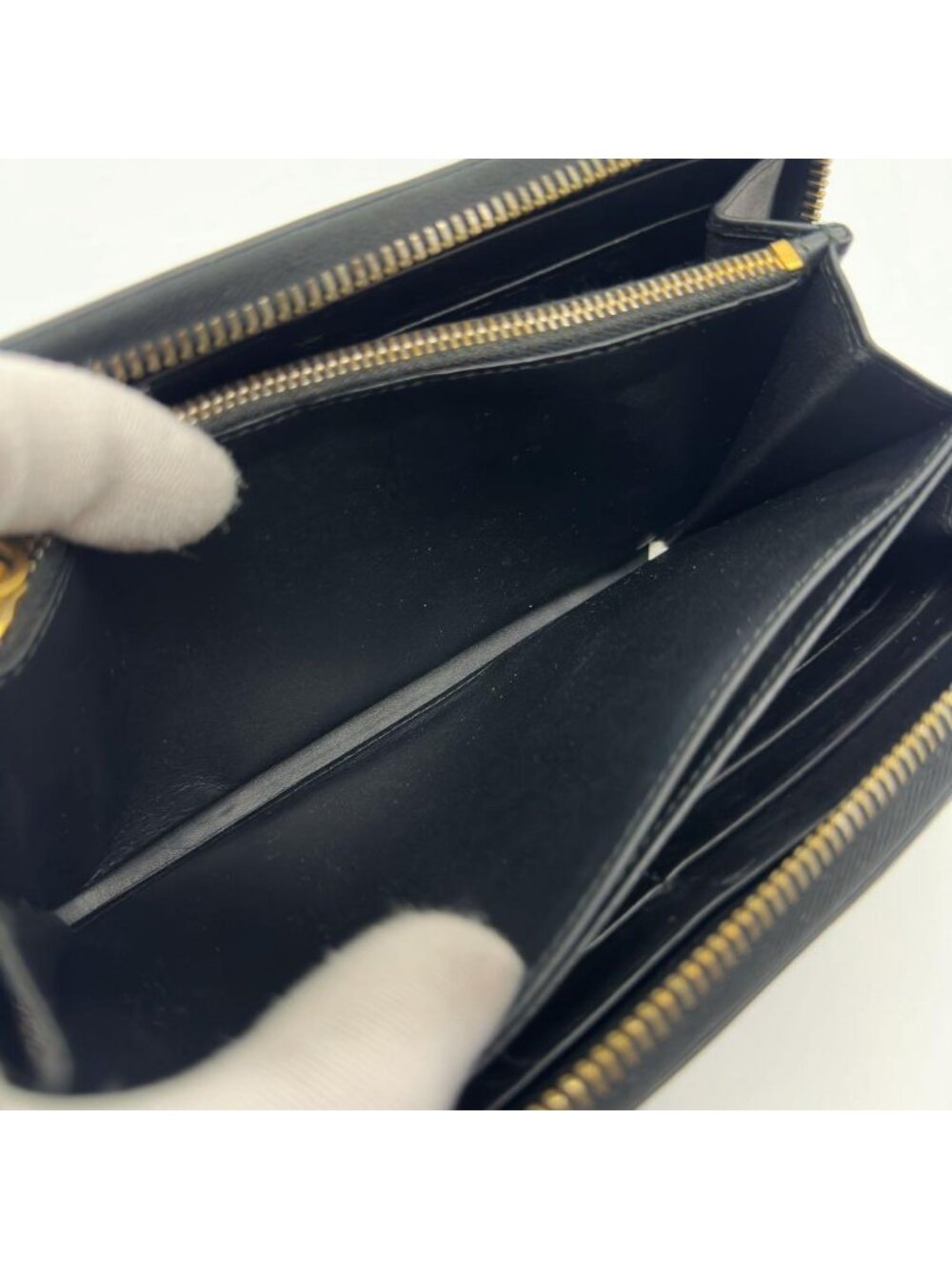 Prada Quilted Lamb Leather Zip Around Wallet Round - Picture 11 of 15